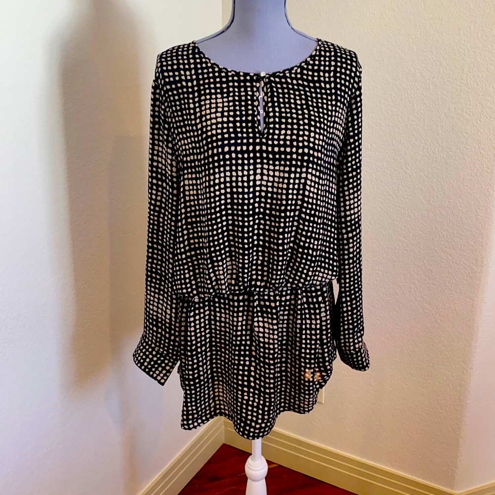 VINCE CAMUTO  GATHERED SHIRT